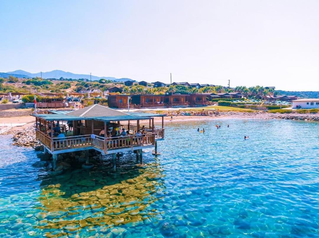 Zambak Holiday Village & Restaurant Superb Seafront Location ! Agios Georgios  Exterior photo